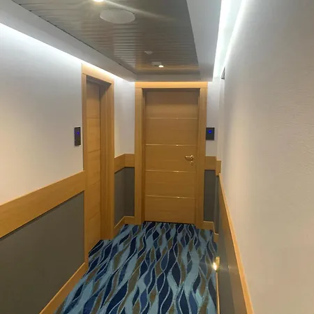 Le Yachtman Hotel